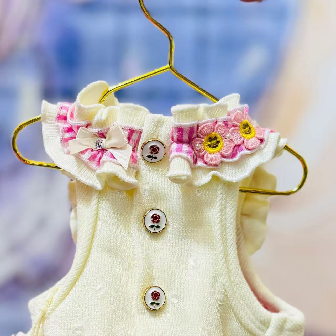 Elsamilu White & Pink Ruffle Pet Dress – Heart & Bow Design Outfit for Small Dogs & Cats
