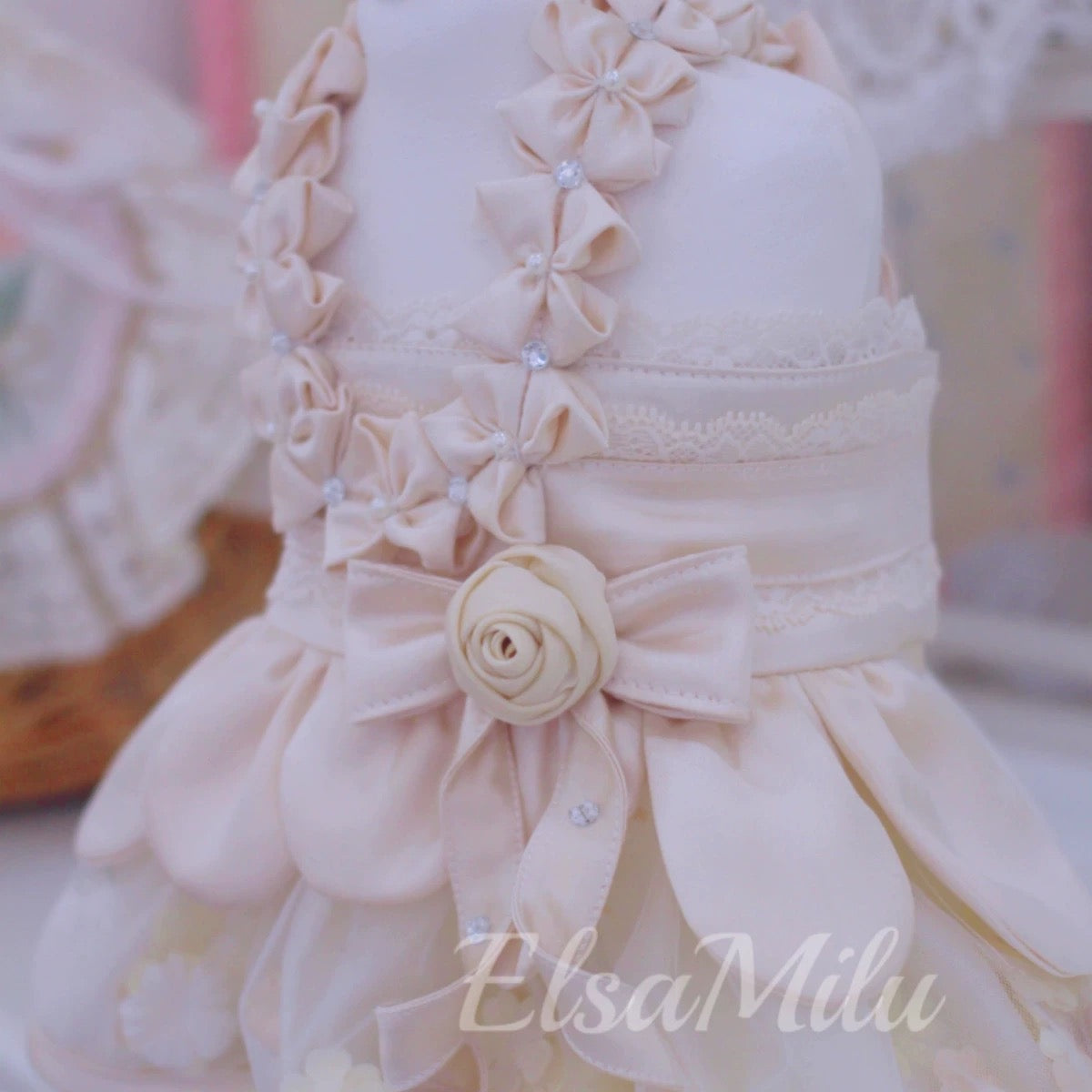 Elsamilu Lace Garden Romance Pet Dress – Elegant Lace Princess Outfit for Small Dogs & Cats